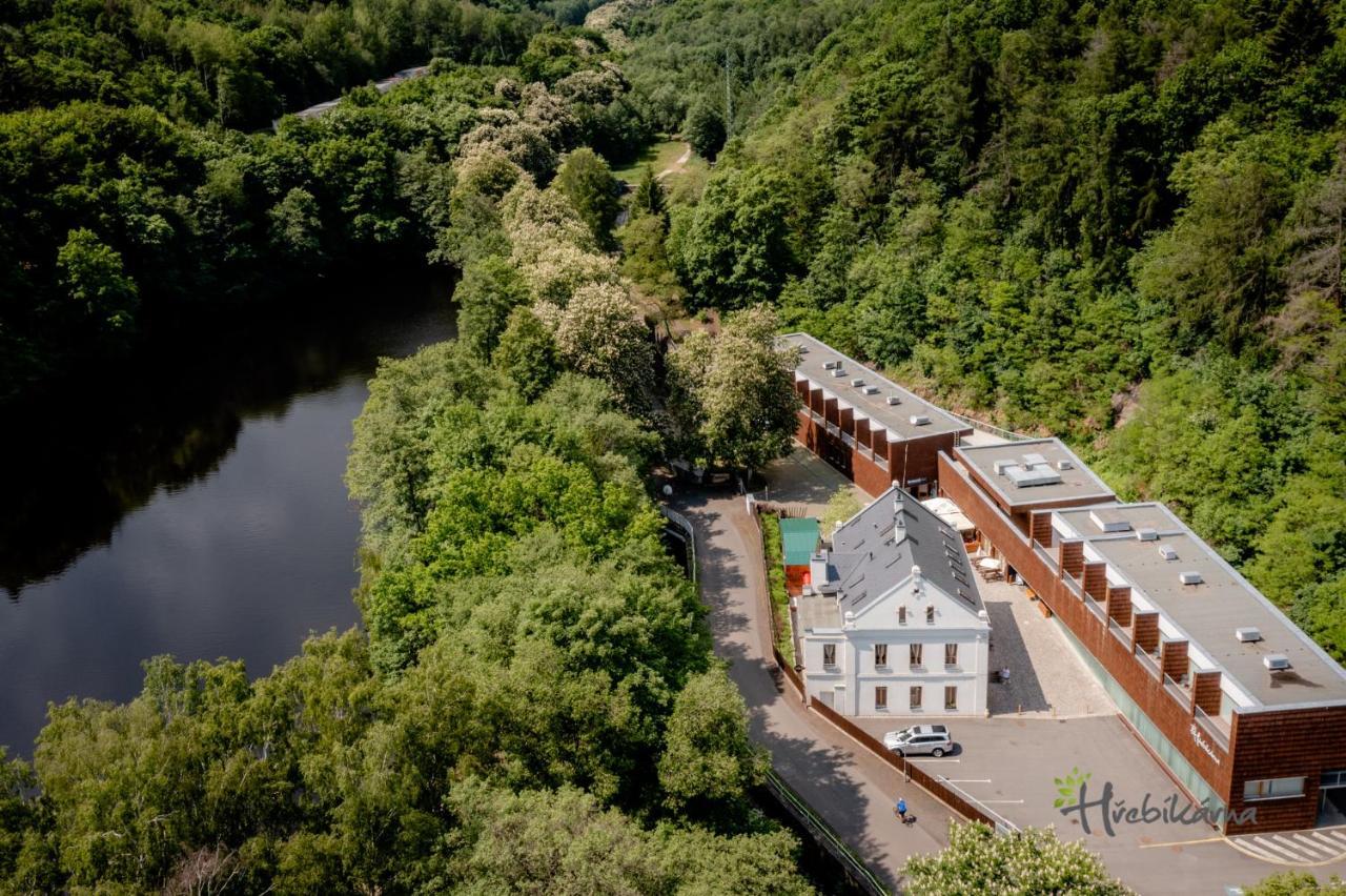 Restaurace a Pension Hřebíkárna Chomutov Exterior foto